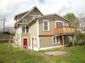 321 Malaga Street