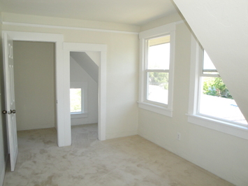 321 Malaga Street