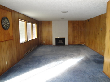 1724 Country Club Drive