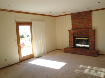 2280 Grand Ave