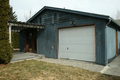 184 SE Kent Pl