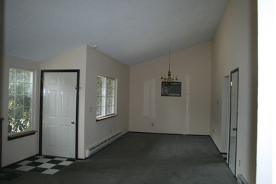 184 SE Kent Pl