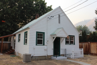 212 N. Douglas