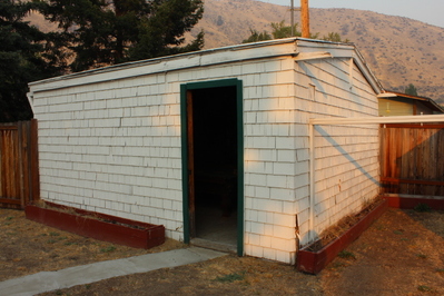 212 N. Douglas