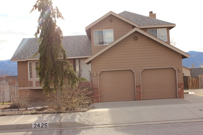 2425 HighlandView Drive