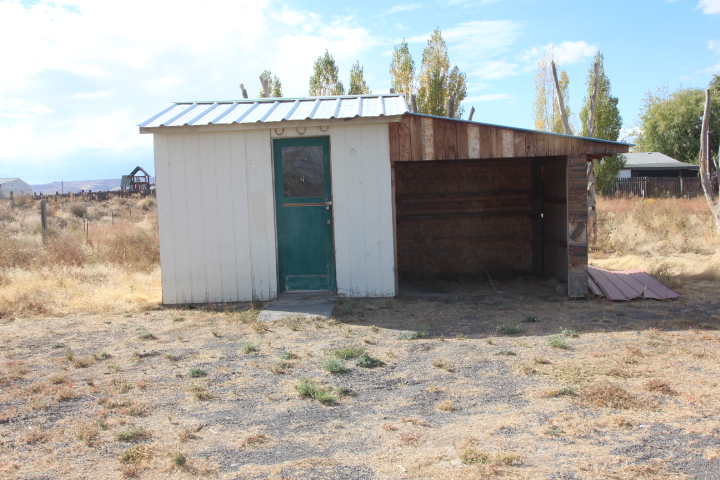 2.5 Acres, Home and Shop in Soap Lake