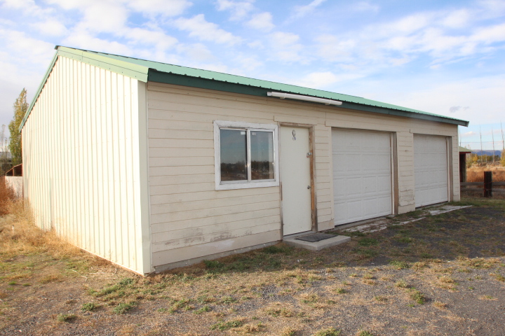 2.5 Acres, Home and Shop in Soap Lake