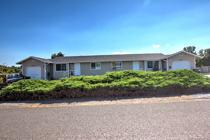 Duplex in East Wenatchee