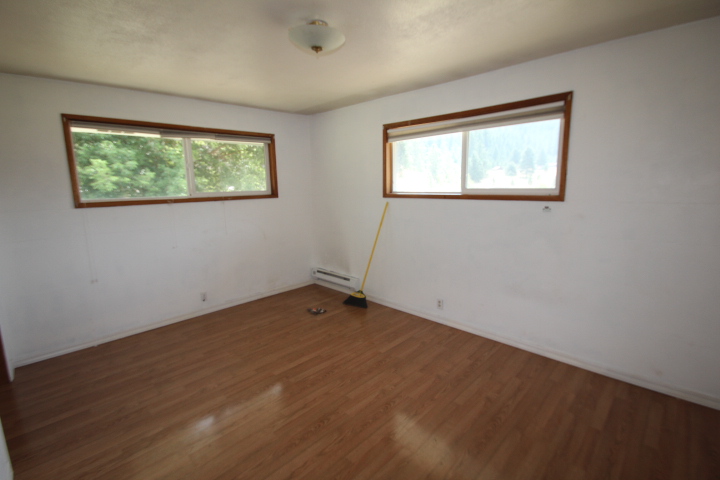 Leavenworth Home on 2.25 Acres