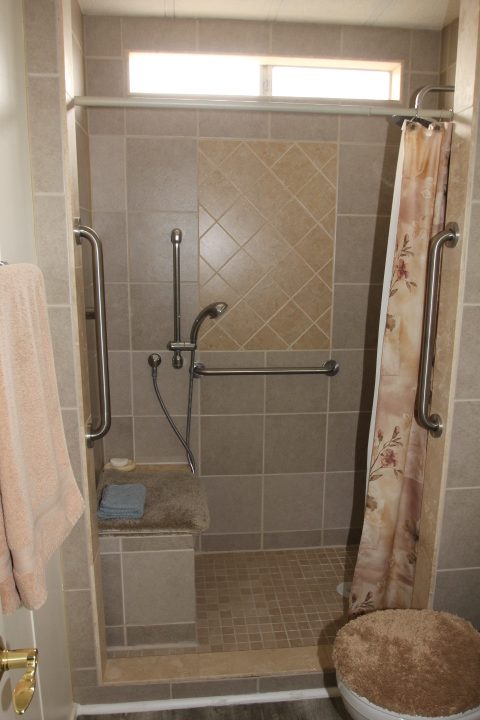 Clean and tidy 3 bedroom home in Maple Meadows