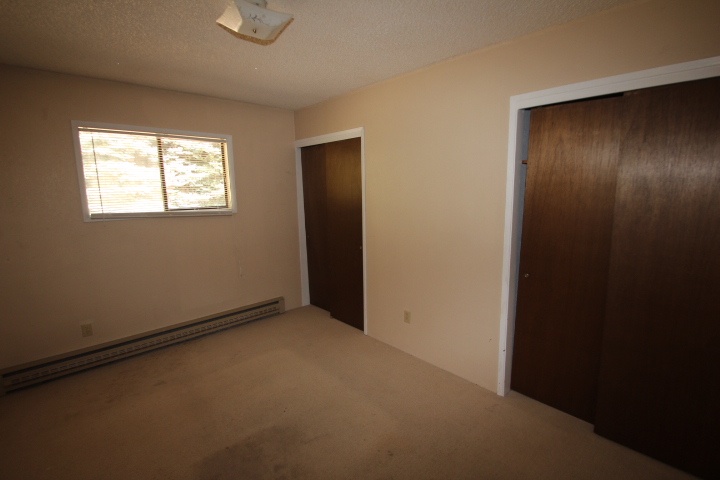 Leavenworth Home on a 1.06 acre Level Lot